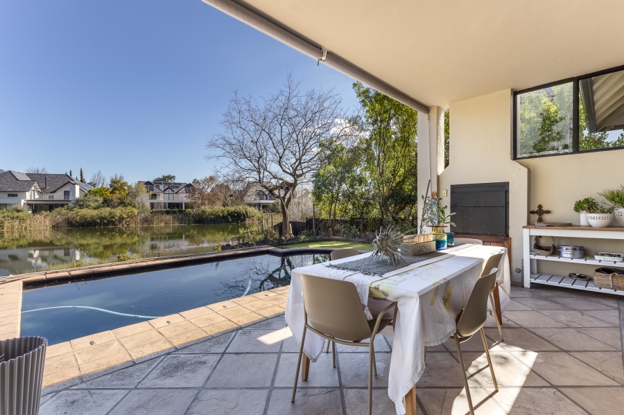 4 Bedroom Property for Sale in Pearl Valley at Val de Vie Western Cape